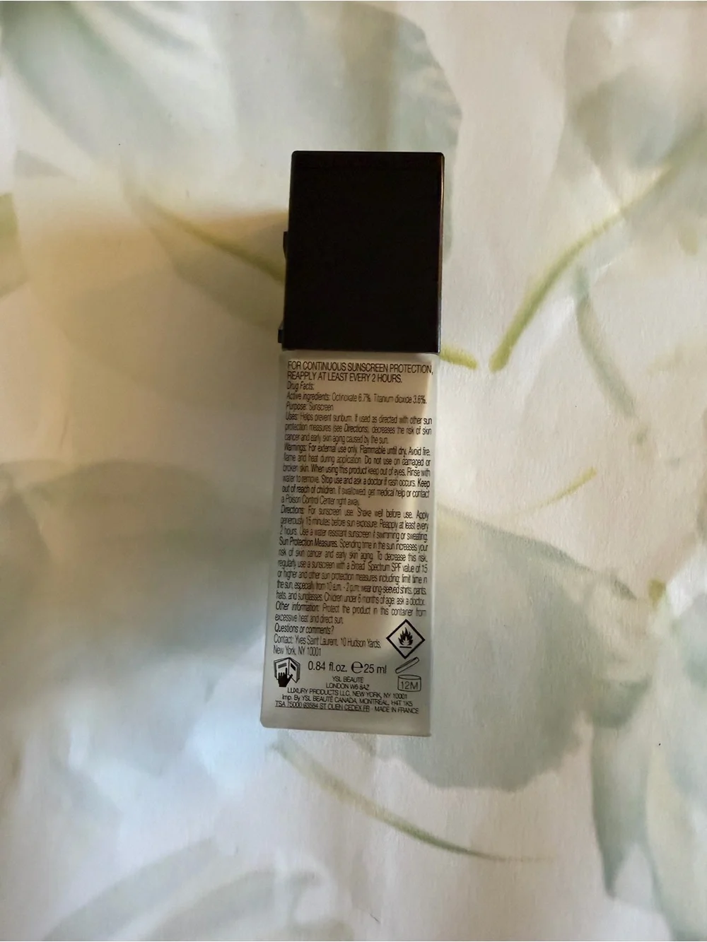 Yves Saint Laurent All Hours Foundation - SPF 30 tried once